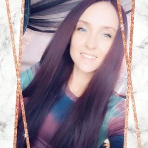 Meet your Posher, Carlee